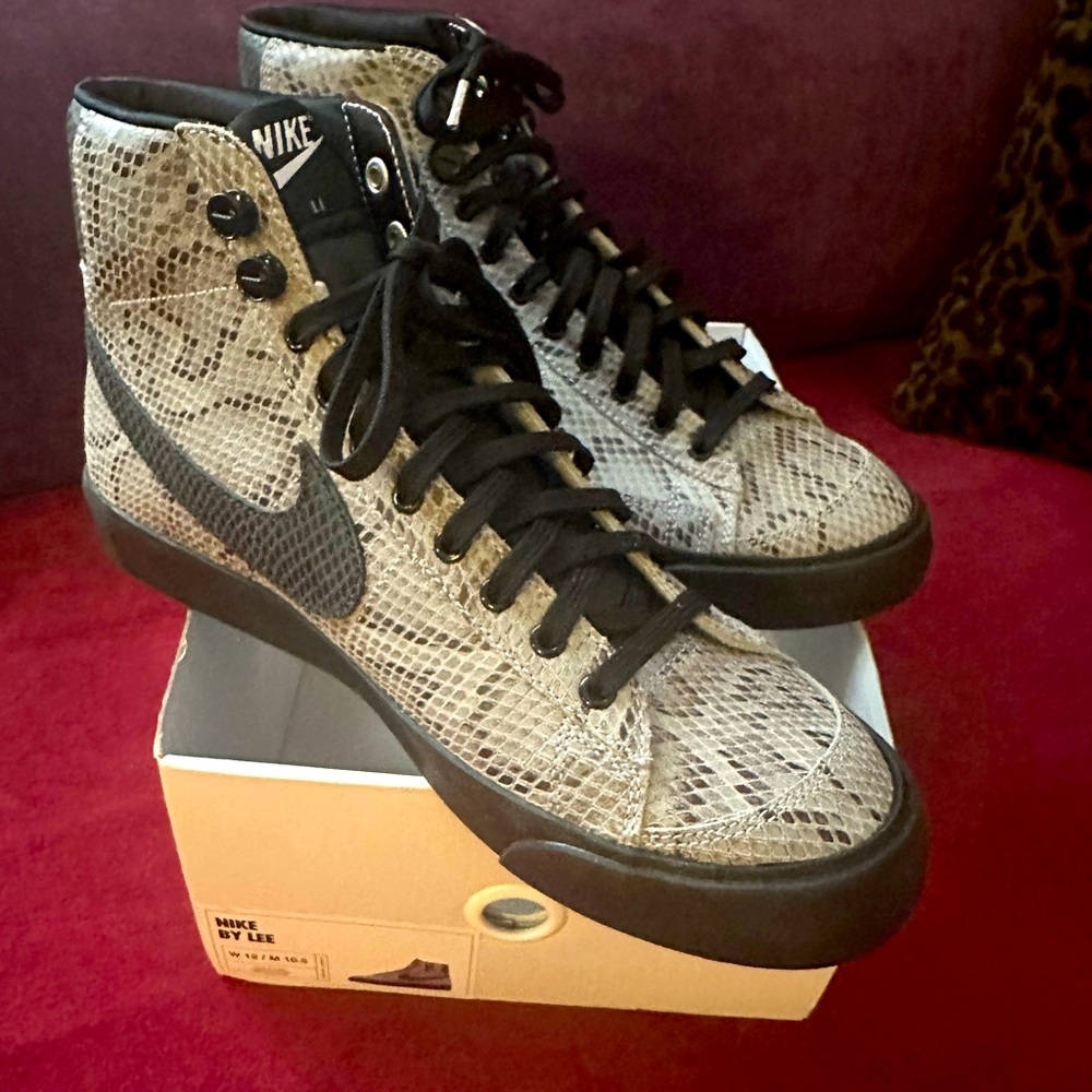 Unisex Brand New Exclusive Nike Blazer Hightop